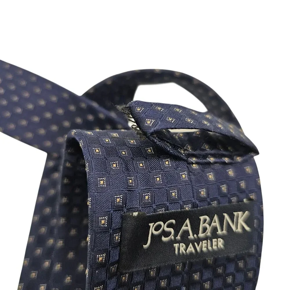 Jos. A. Bank Traveler Blue Geometric Silk Classic Tie 58.5